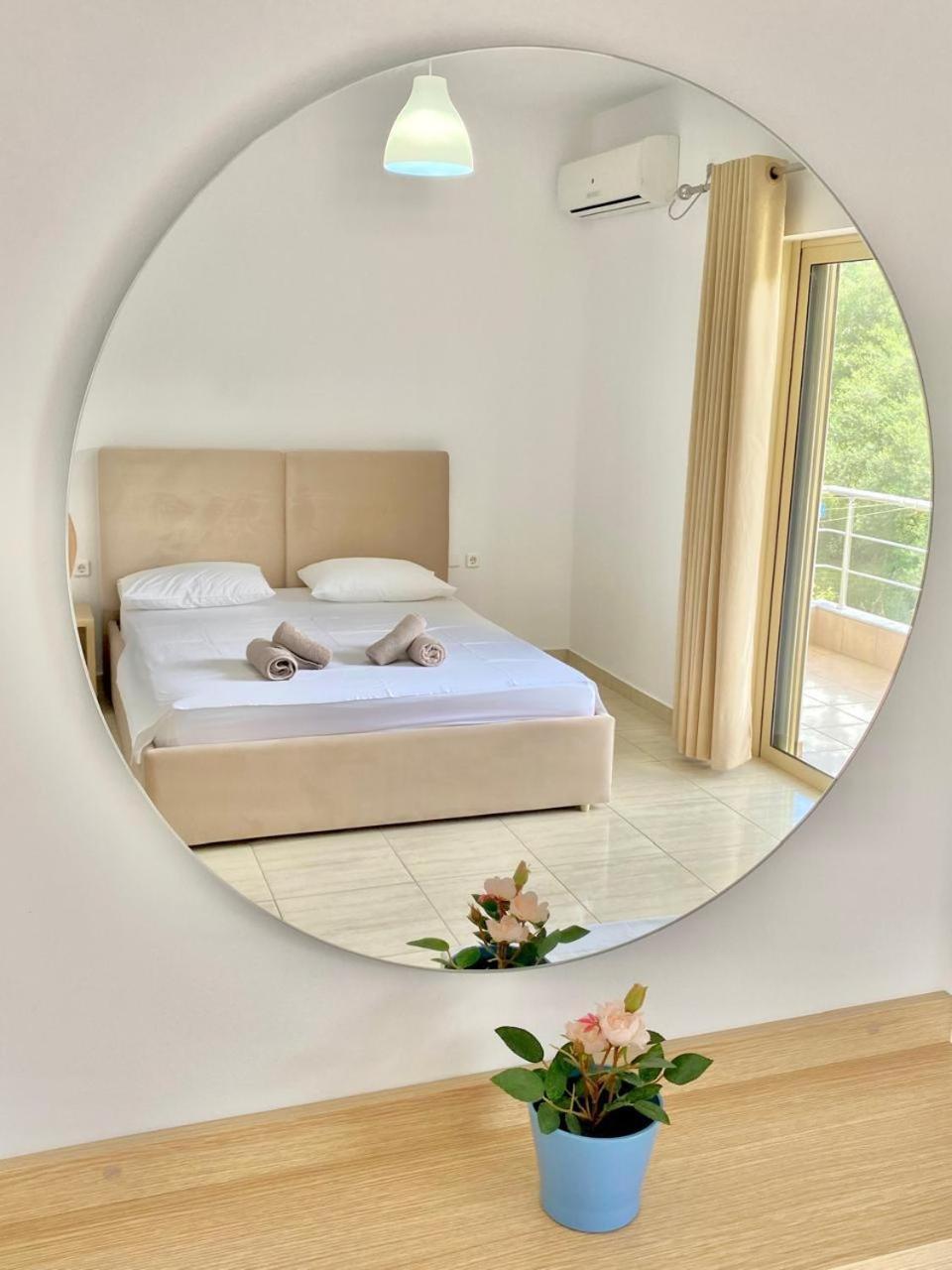 Hotel Foti *