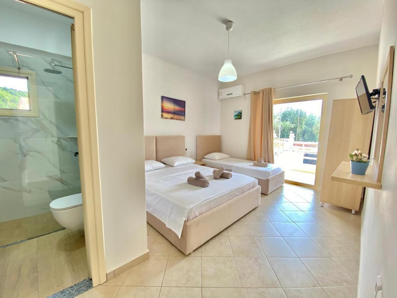 Foti Hotel *