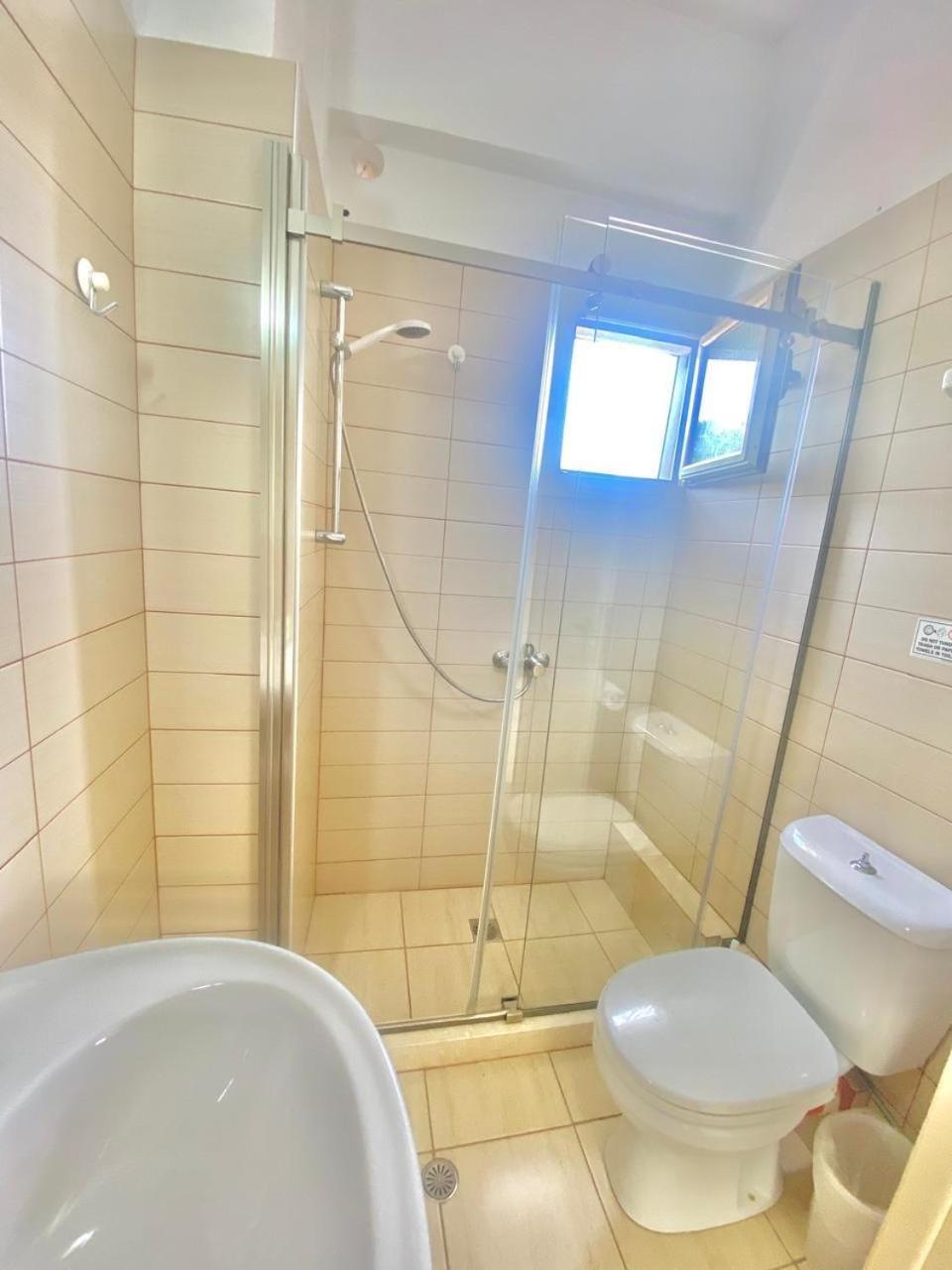 Hotel Foti *