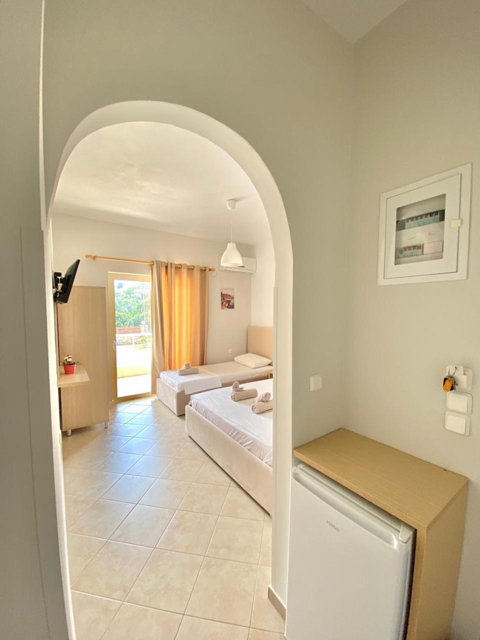 Foti Hotel *